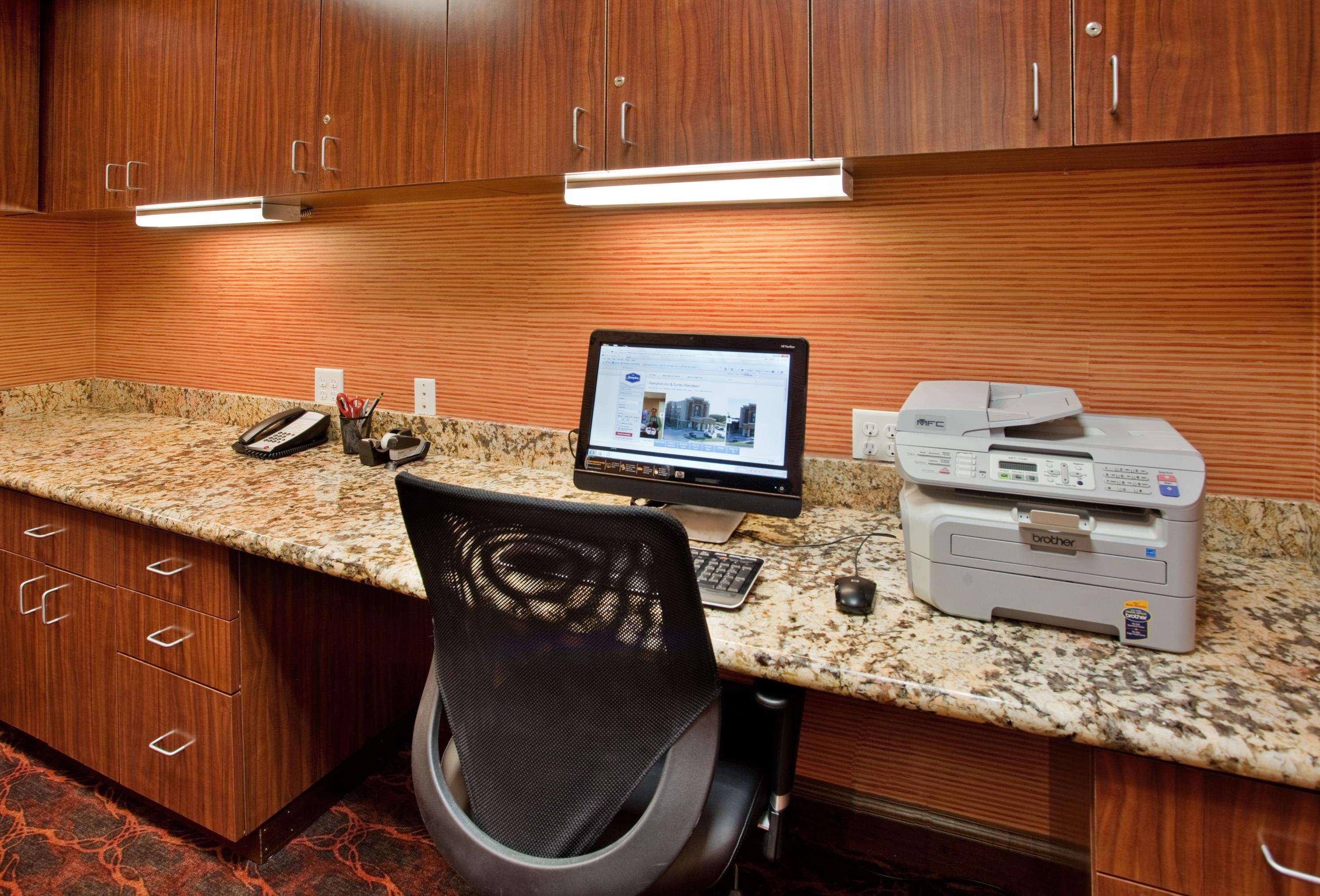 Hampton Inn & Suites Aberdeen Facilidades foto